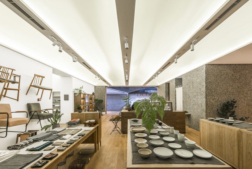 原木簡約家具店裝修設計-第3張圖片-上海古都建筑設計集團 原木簡約家具店裝修設計-第3張圖片-上海古都建筑設計集團